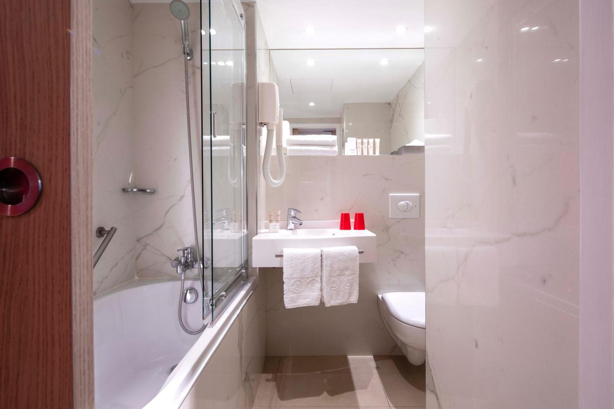 Hotel Hor Les Lumieres Paris Luaran gambar