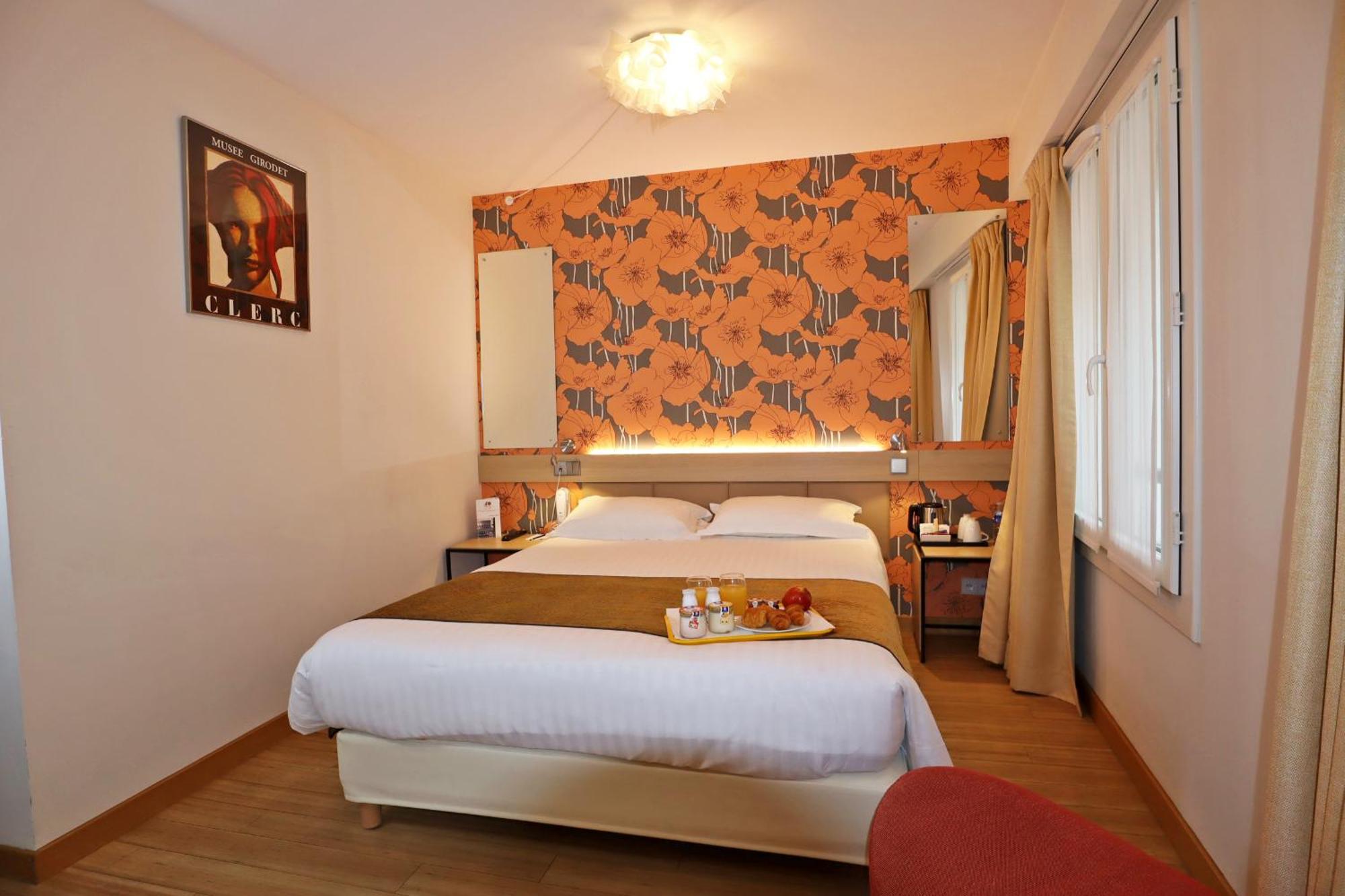 Hotel Hor Les Lumieres Paris Luaran gambar